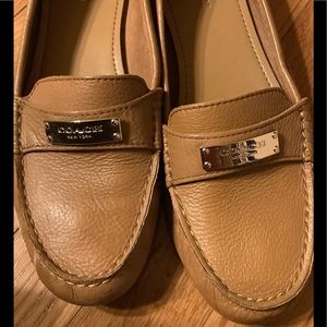 Women’s Coach Loafers Ginger Tan EUC 8.5
